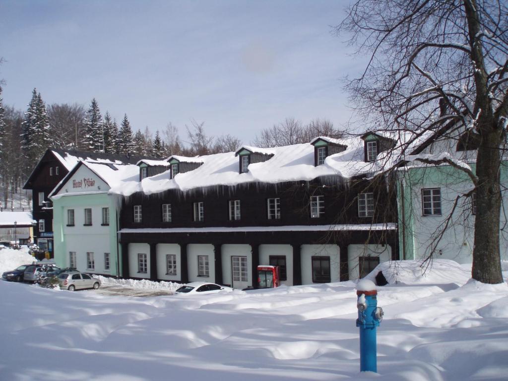 Hotel Dzban Jindrichov Εξωτερικό φωτογραφία