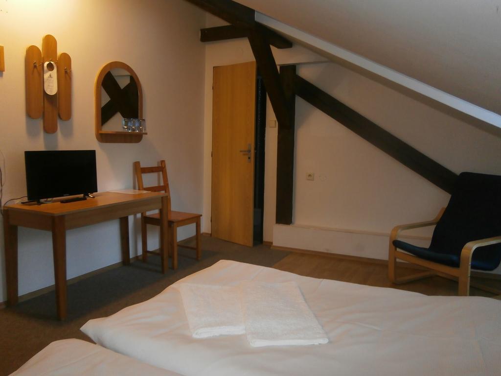 Hotel Dzban Jindrichov Εξωτερικό φωτογραφία