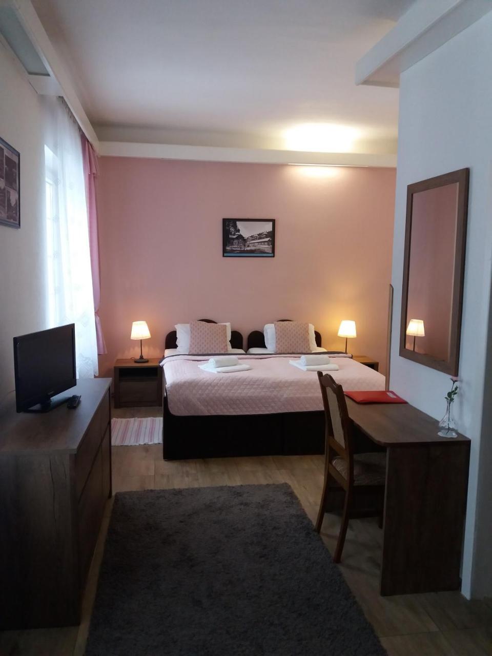 Hotel Dzban Jindrichov Εξωτερικό φωτογραφία