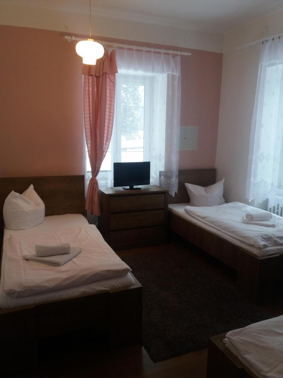 Hotel Dzban Jindrichov Εξωτερικό φωτογραφία